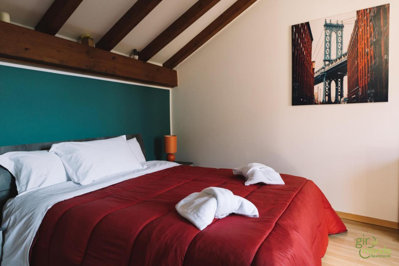 Giro Nel Mondo Apartments Катания Экстерьер фото